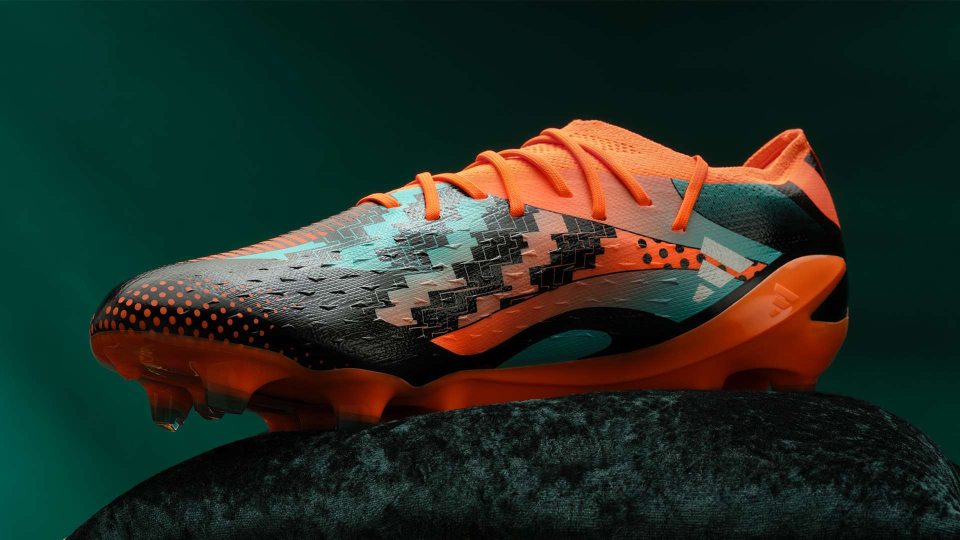 中更加努力 中更加努力